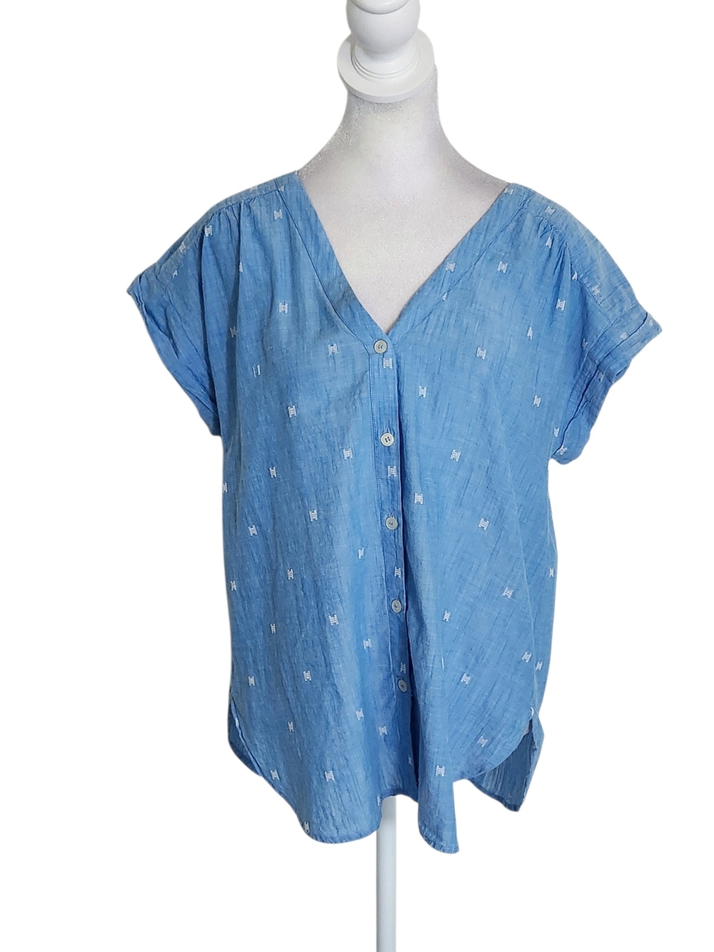 LOFT Blue Chambray Button Up Blouse Size Medium